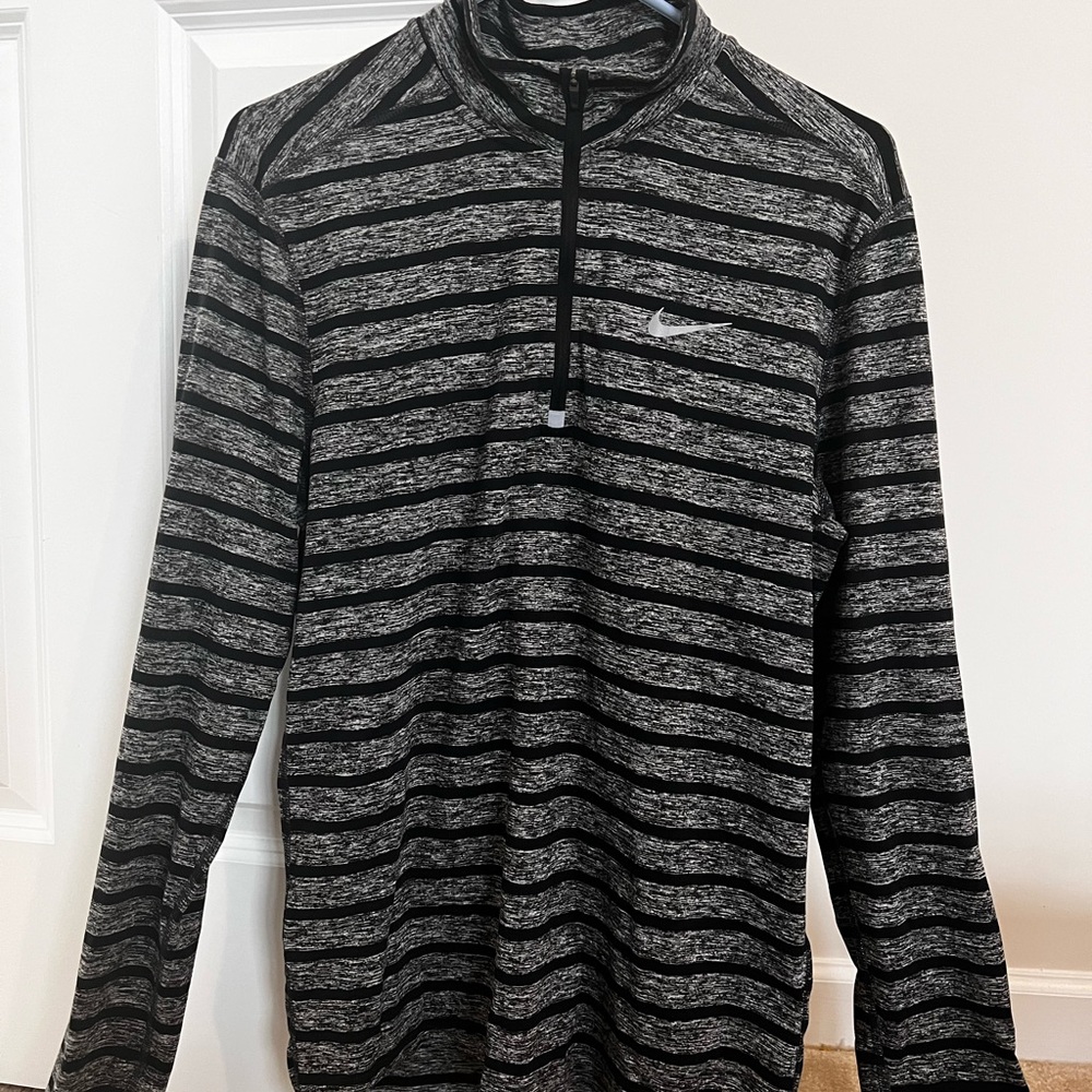 Nike Dri-Fit Quarter Zip Full Sleeve